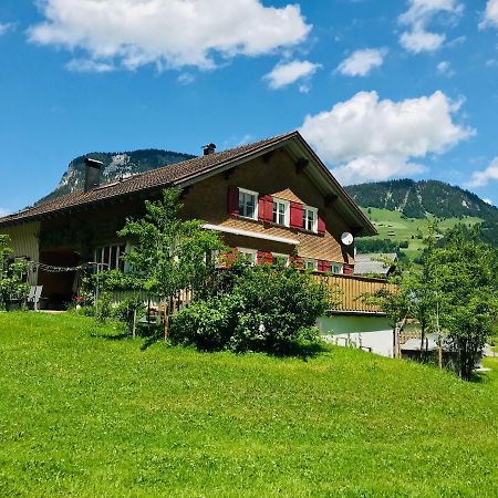 Apartamento Haus Stabentheiner Au (Vorarlberg) Exterior foto